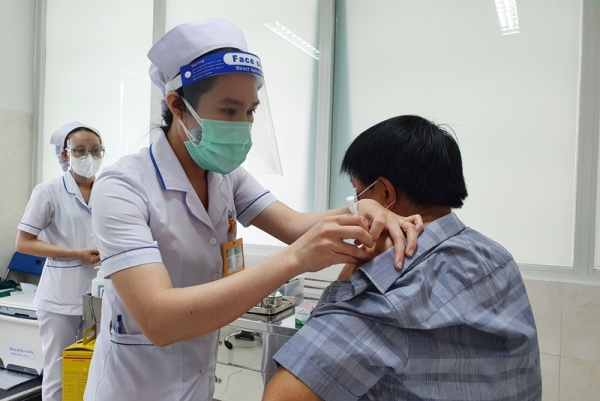 Đồng Nai chậm tiến độ tiêm vaccine do chưa nhận được 300.000 liều Sinopharm (30/09/2021)